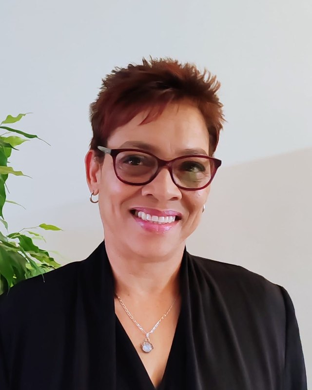 Glenda Du Preez